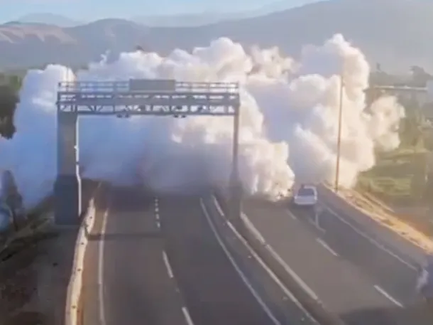 Tragedia en Santiago de Chile: un video viral captó el momento exacto de la explosión del camión de gas
