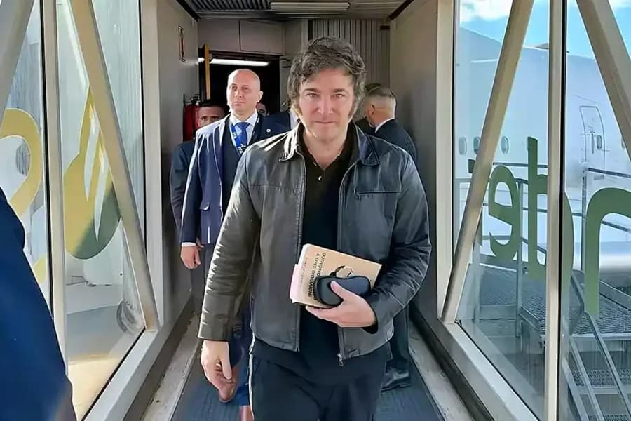 Informan que Javier Milei gastó más de 4.700 millones de pesos en viajes internacionales desde que asumió la presidencia