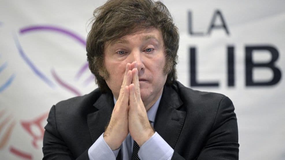Crisis de confianza: la imagen de Javier Milei cae por debajo del 40% mientras la oposición no capitaliza el descontento