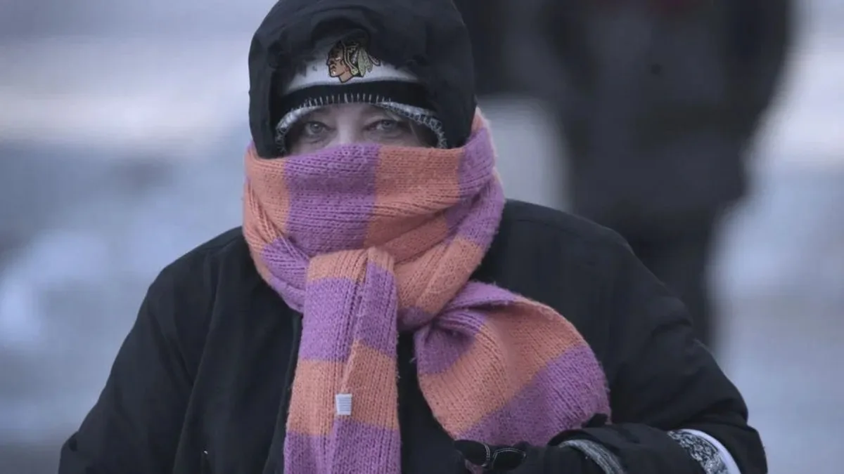 Santiago amaneció bajo cero con una térmica de -1.1º pero el sol promete una tarde templada