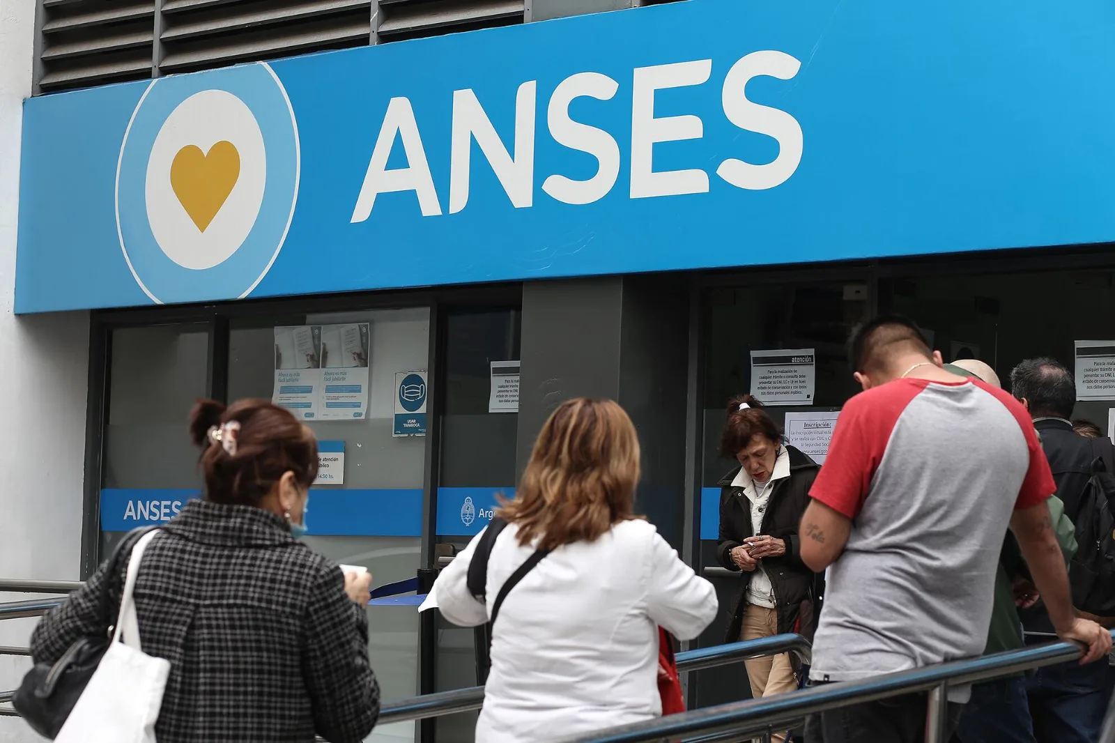 ANSES: confirman aumento para jubilados y beneficiarios de la Asignación por Embarazo en mayo