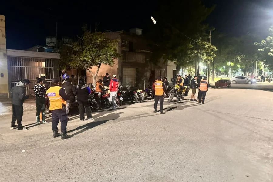 Fuertes controles de motos en La Banda, secuestraron vehículos y labraron infracciones