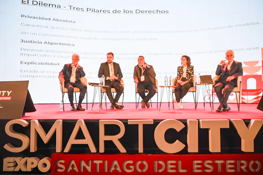 Especialistas debatieron sobre tecnología e innovación pública en la Smart City Expo 2026