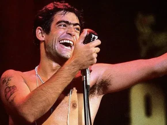 Recordamos a Rodrigo Bueno a 53 años de su nacimiento y su huella imborrable en el cuarteto