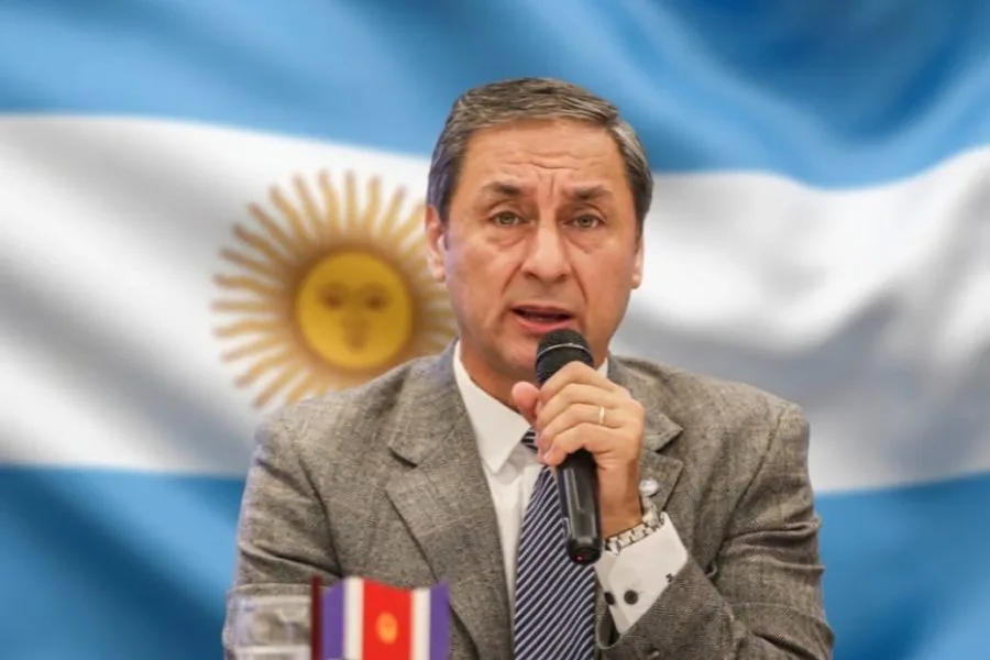 En el Día de la Patria, Silva Neder pidió defender el federalismo y asegurar que ningún interés esté por encima de los argentinos
