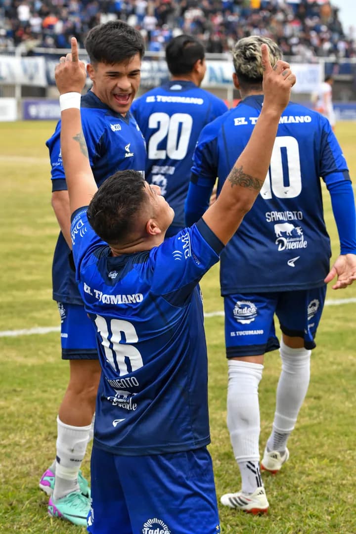 Sarmiento se floreó con una goleada ante Boca Unidos y consolida su levantada