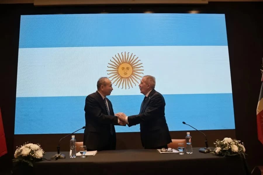 Vínculo estratégico: el embajador Wang Wei destacó a Santiago del Estero como una potencia del agro y la industria