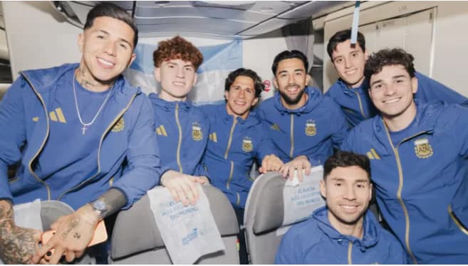 La Selección argentina inició su viaje rumbo a los Estados Unidos persiguiendo el sueño del Mundial 2026