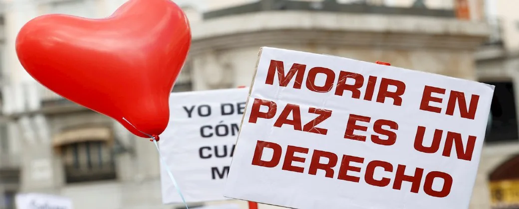 Con un fuerte respaldo de intelectuales, políticos y científicos, impulsan una carta pública por la Ley de Eutanasia