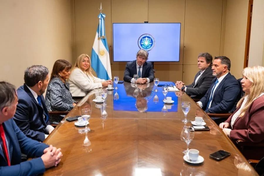 Histórico reclamo de la FAM ante el Ministerio de Justicia: impulsan un Fondo Compensador salarial