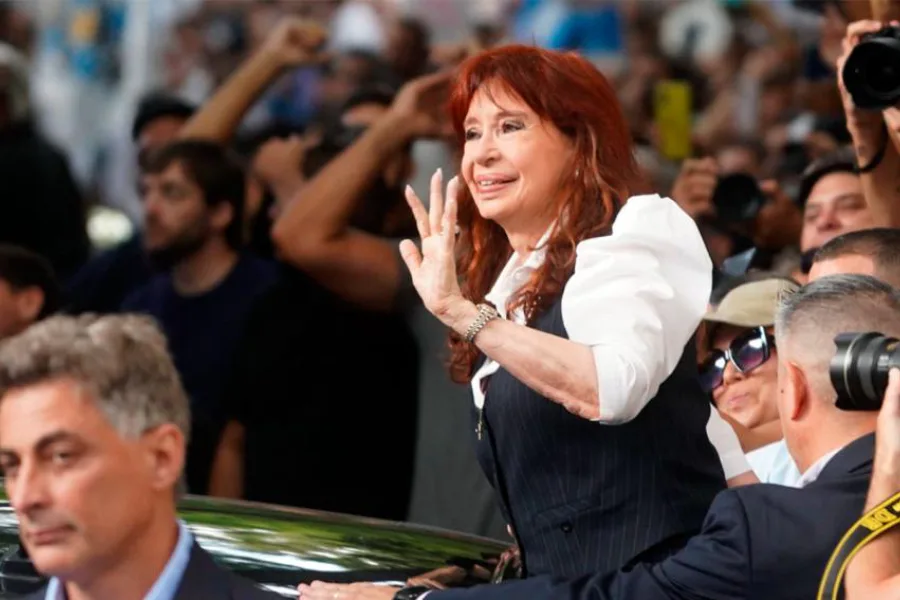 Causa Vialidad: Cristina Kirchner acudió a la Corte Suprema para frenar el decomiso de los bienes cedidos a sus hijos