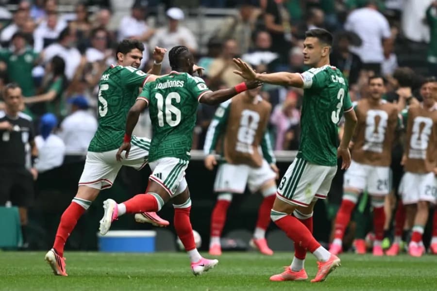 México pisó fuerte en el debut: venció 2-0 a Sudáfrica y encendió la fiesta en el partido inaugural del Mundial
