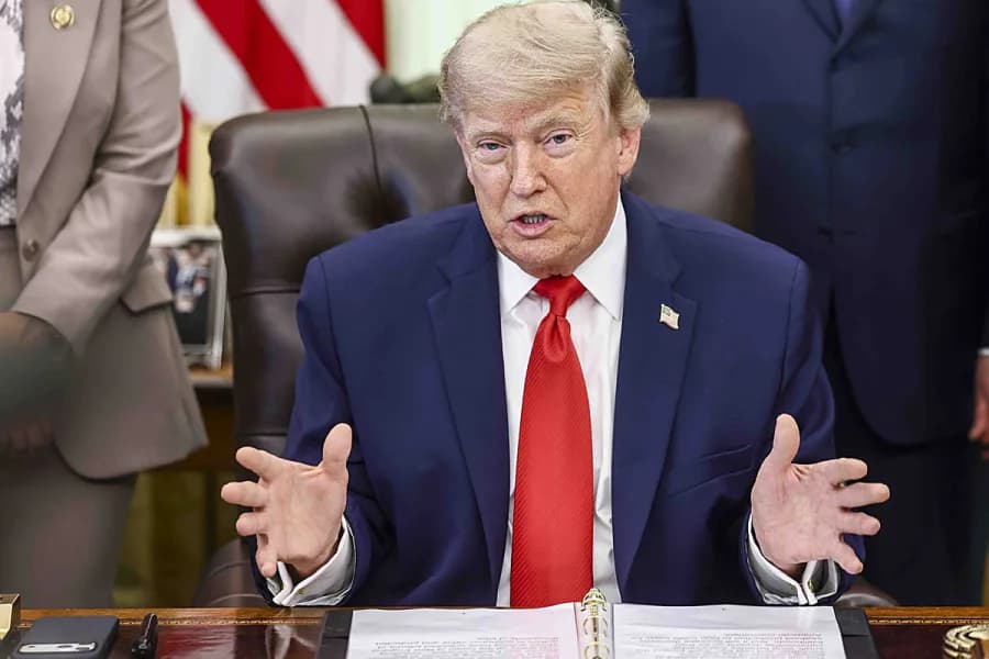 Donald Trump anunció un histórico acuerdo de paz con Irán y reabrió el estratégico estrecho de Ormuz