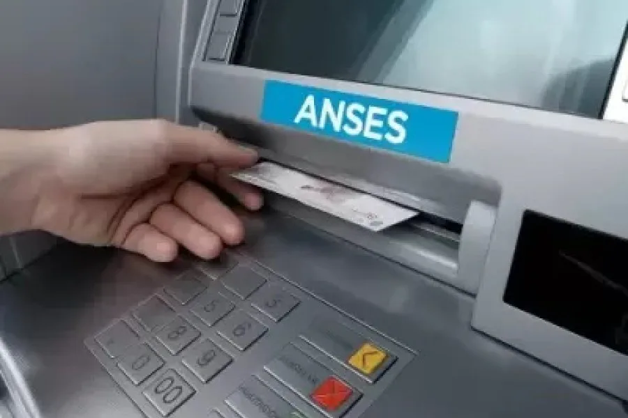 ANSES continúa con el calendario de pagos de junio: quiénes cobran este miércoles junto al medio aguinaldo