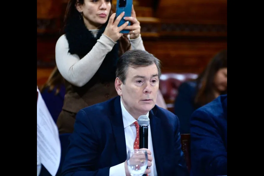 Avanza el proyecto para la transferencia definitiva del edificio de la Facultad de Humanidades de la UNSE