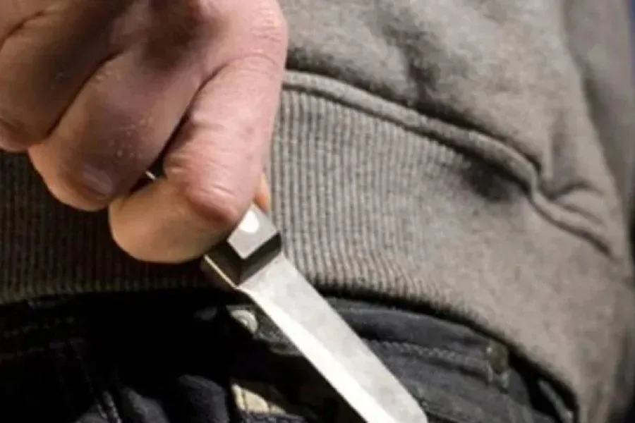 Una pelea entre hermanos terminó con un joven herido de arma blanca
