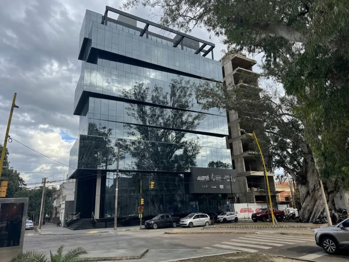 Un Día del Padre fresco y de cielo cubierto en Santiago del Estero