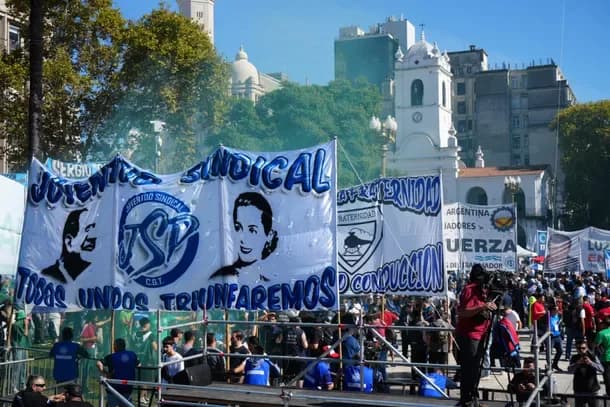 Giro estratégico de la CGT: La central obrera implementará el "modelo francés" con paros rotativos antes de la huelga nacional