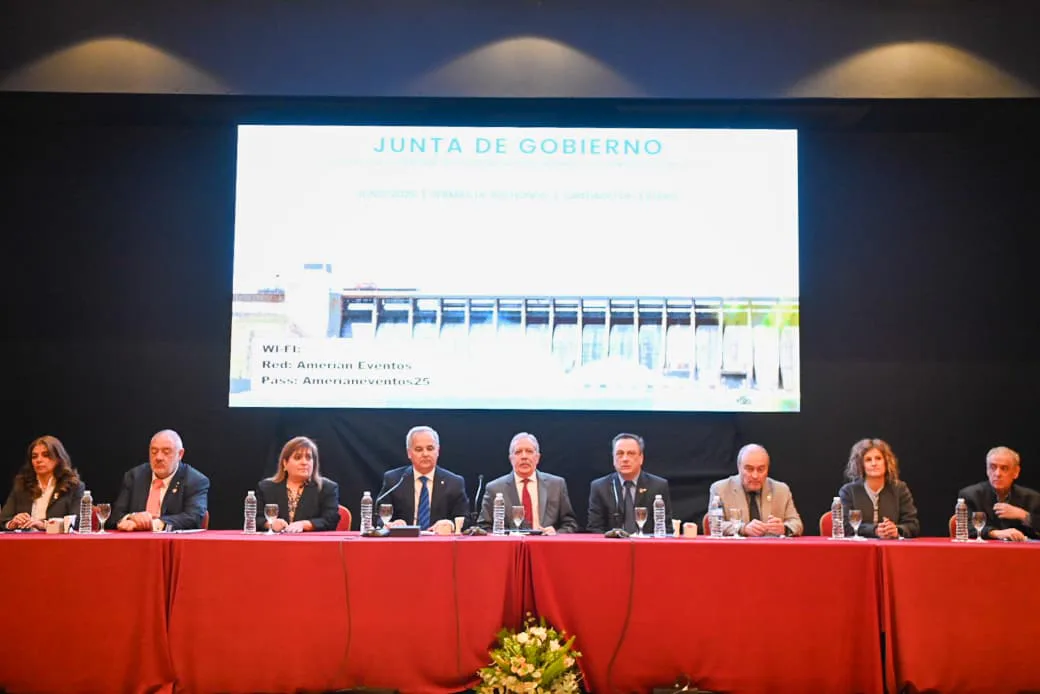 El gobernador Elías Suárez presidió la apertura de la Junta de Gobierno de la Facpce en Las Termas y defendió el modelo productivo y el equilibrio fiscal
