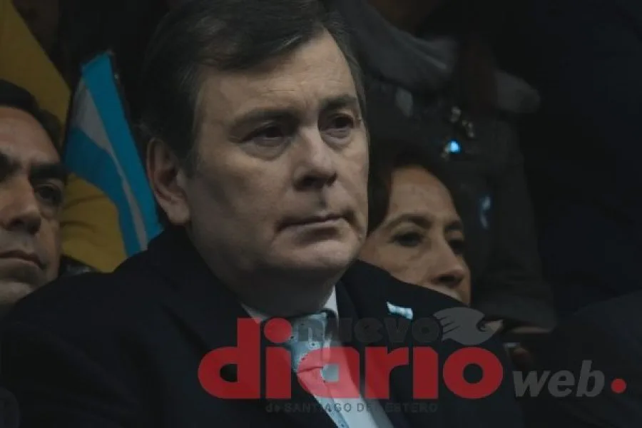 Gerardo Zamora apuntó contra el ajuste y advirtió: "Un federalismo sin recursos no tiene posibilidades"