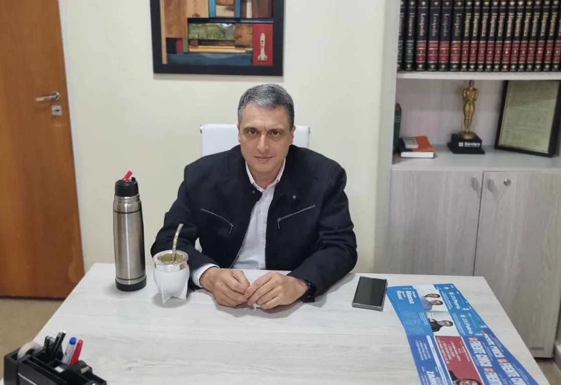Guillermo Novara advirtió que la falta de oposición en Bandera representa una responsabilidad mayor de cara a las elecciones municipales