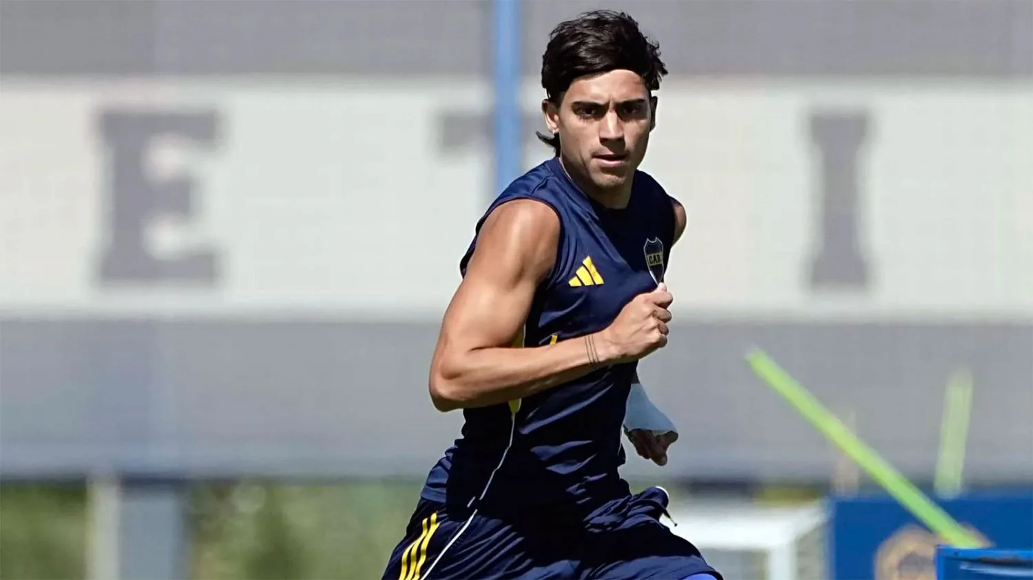 El futuro del santiagueño Exequiel “Changuito” Zeballos en Boca entra en una etapa decisiva
