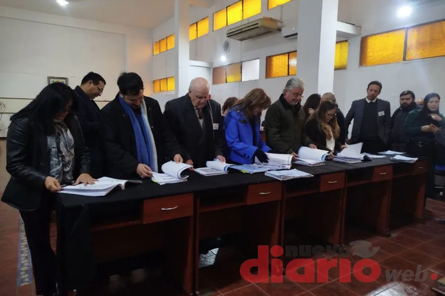 Observaciones y una impugnación en la audiencia del Tribunal Electoral de La Banda