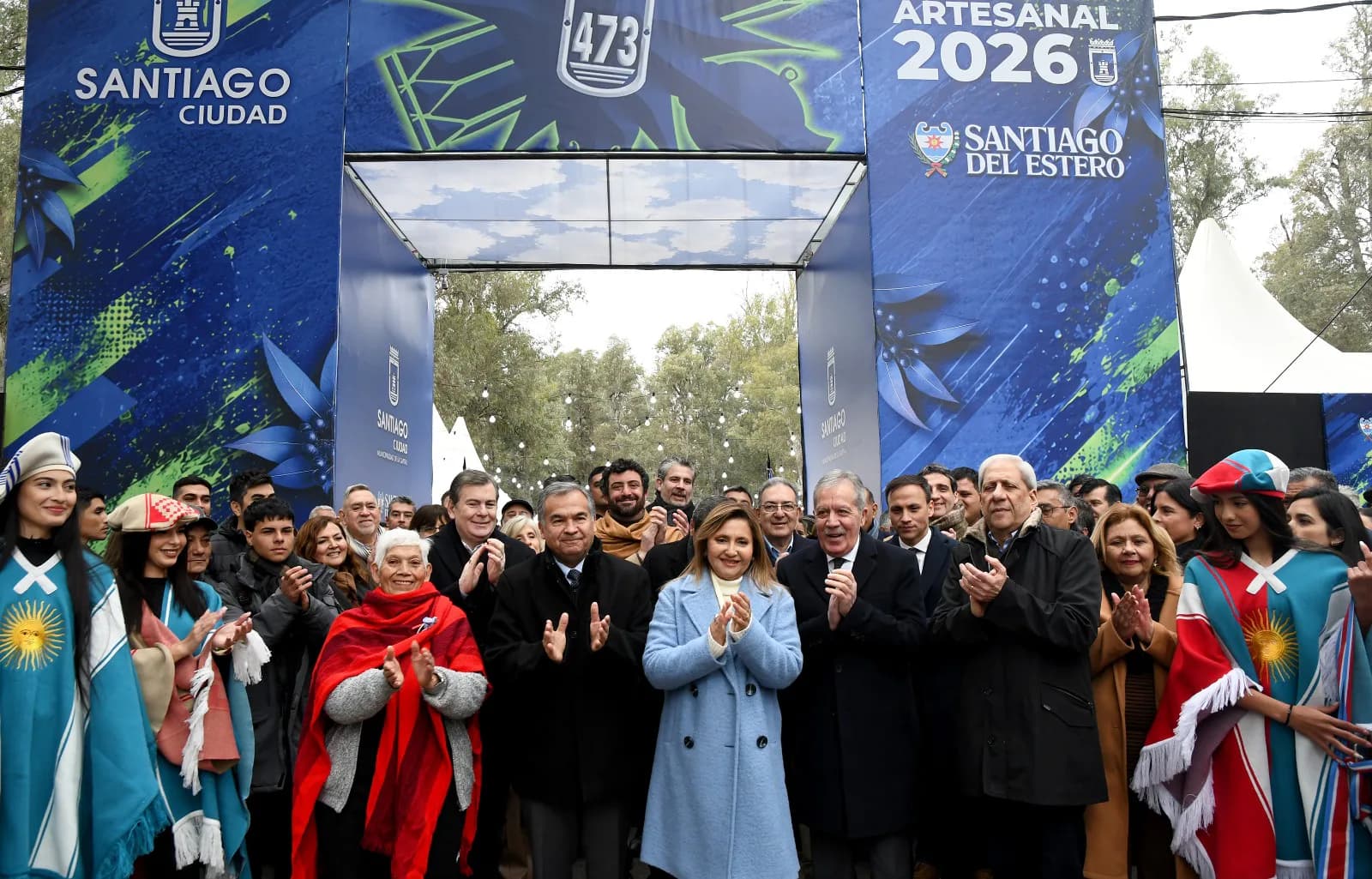 El Gobernador participó de la inauguración de la Feria Artesanal en el Parque Aguirre