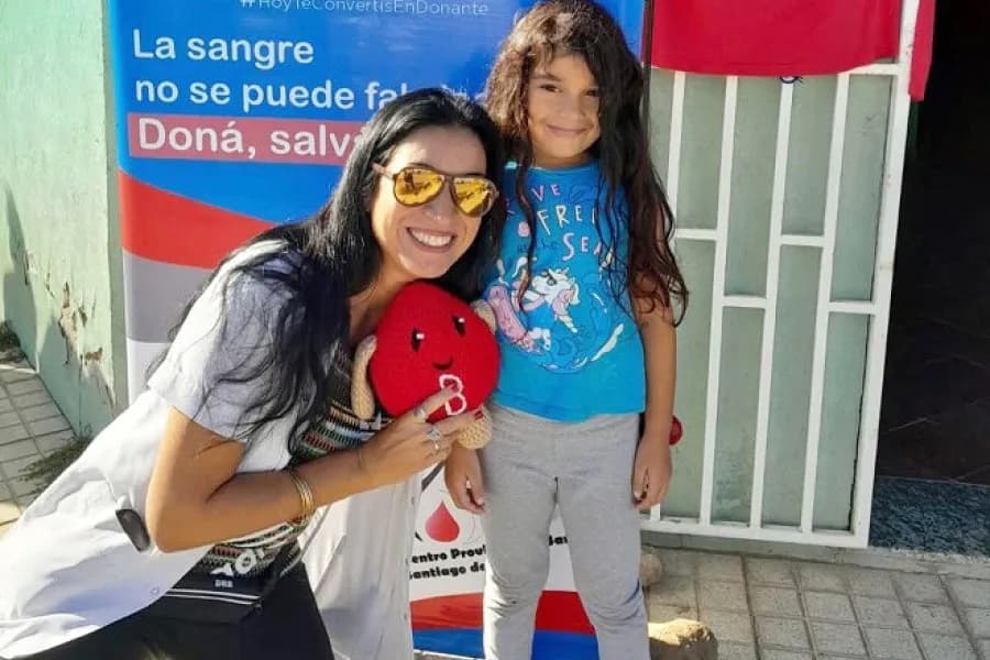 Una investigación de una médica friense sobre una enfermedad ultrarrara fue publicada en una revista científica internacional