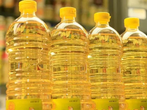 Denuncian ante la ANMAT a dieciséis marcas por vender aceite adulterado y mal rotulado en el mercado nacional