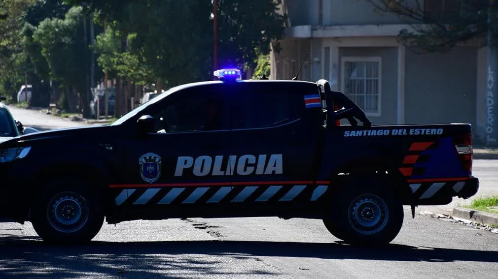 Un estudiante fue atacado por el padre de su novia a la salida de un colegio secundario en la zona sur de la Capital