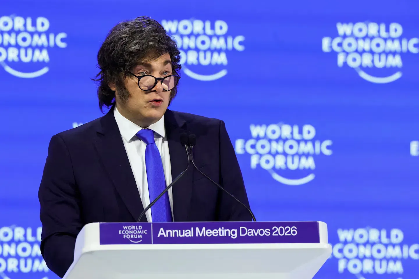 Javier Milei presentó su paper académico sobre desregulación económica y advirtió que el intervencionismo estatal conduce a la "extinción"