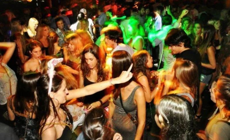 Consternación en Frías: falleció una mujer tras sufrir una descompensación repentina en un predio bailable