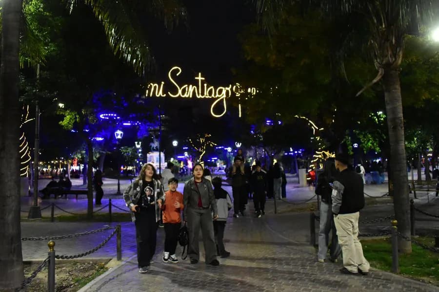 Éxito rotundo en la Feria Artesanal: el Parque Aguirre fue el punto de encuentro elegido por miles de familias