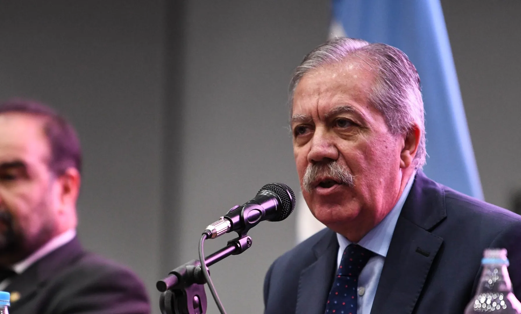 Elías Suárez encabezó la entrega de certificados del programa "Santiago Crece con Vos"