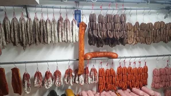 La FAyA-UNSE lanza una nueva edición del Curso de Chacinados: técnicas de calidad para emprendedores