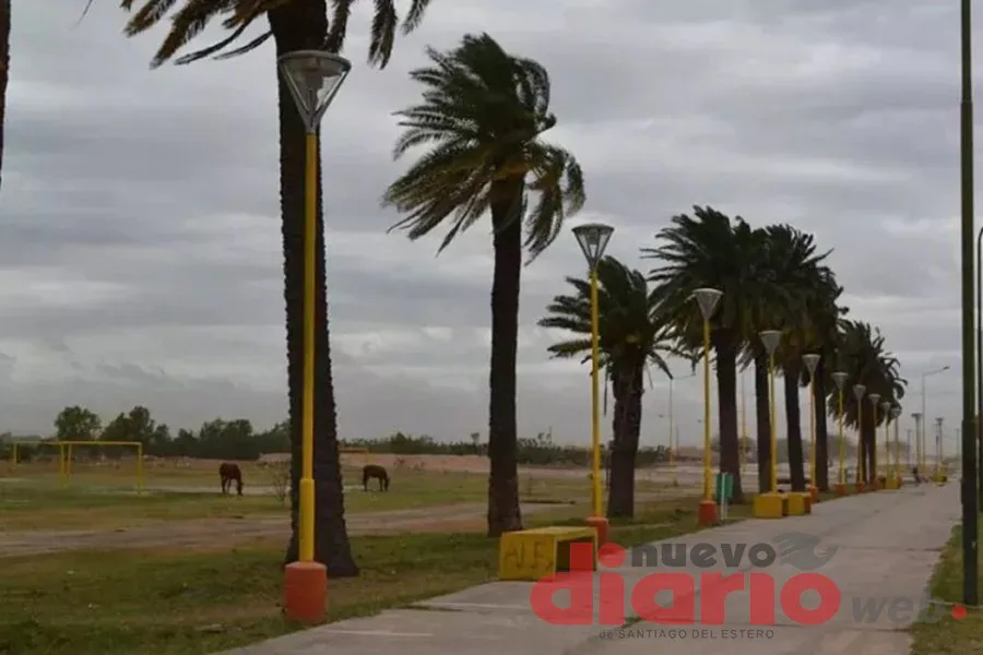 Santiago del Estero bajo alerta naranja por fuertes vientos y ráfagas que podrían superar los 100 km/h