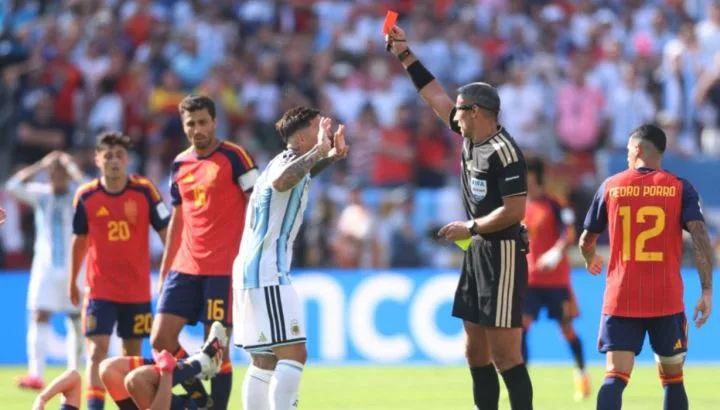 "Tetracampeonato cancelado": la tapa que dedicó Brasil a la caída de Argentina