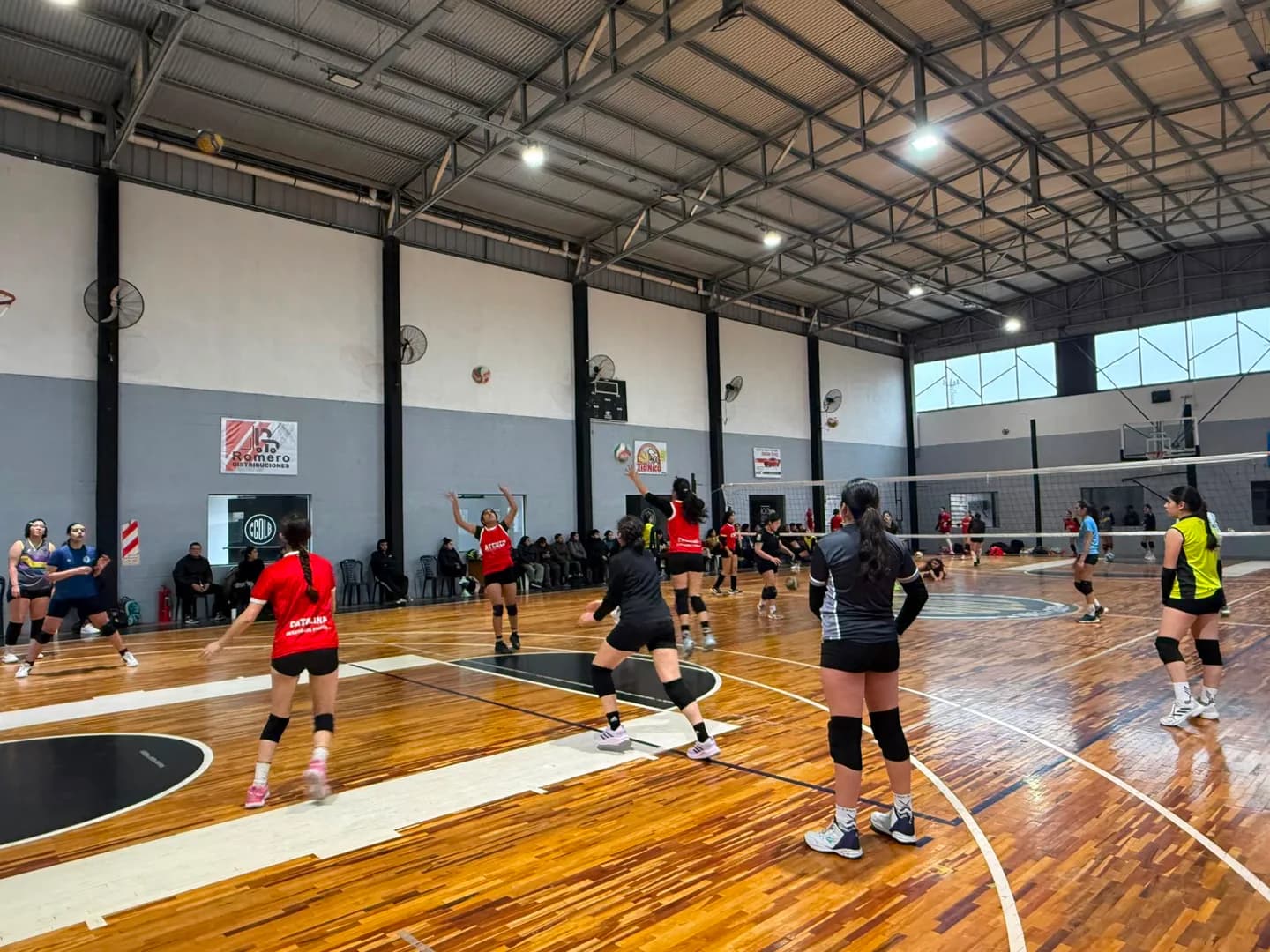 Realizaron la segunda etapa de convocatoria para la preselección santiagueña de vóley Sub 14 femenino
