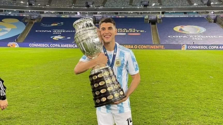River volvió a llamar a Exequiel Palacios y recibió una respuesta positiva