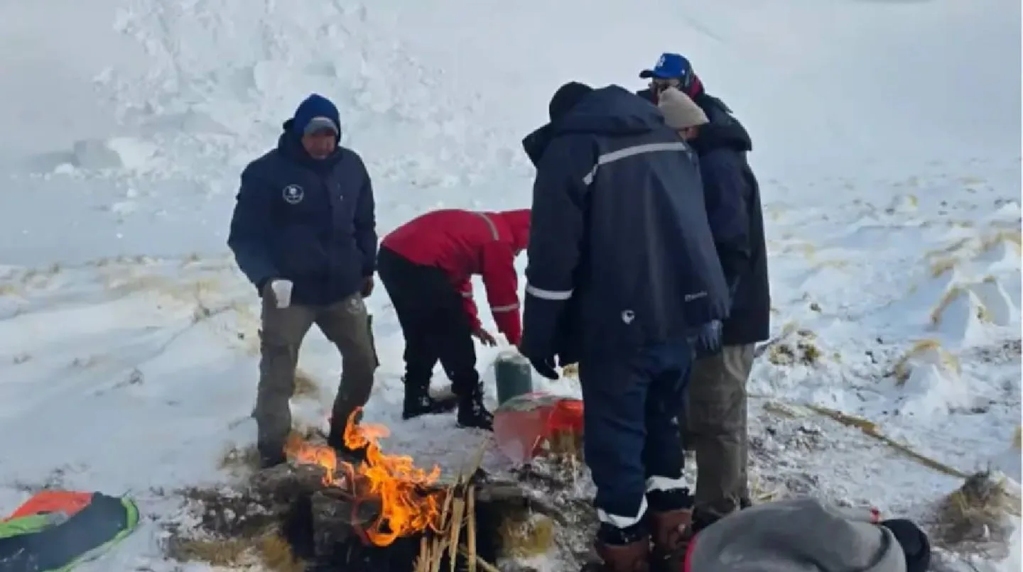 El bombero que rescató a los mineros en Catamarca contó cómo sobrevivieron cuatro días