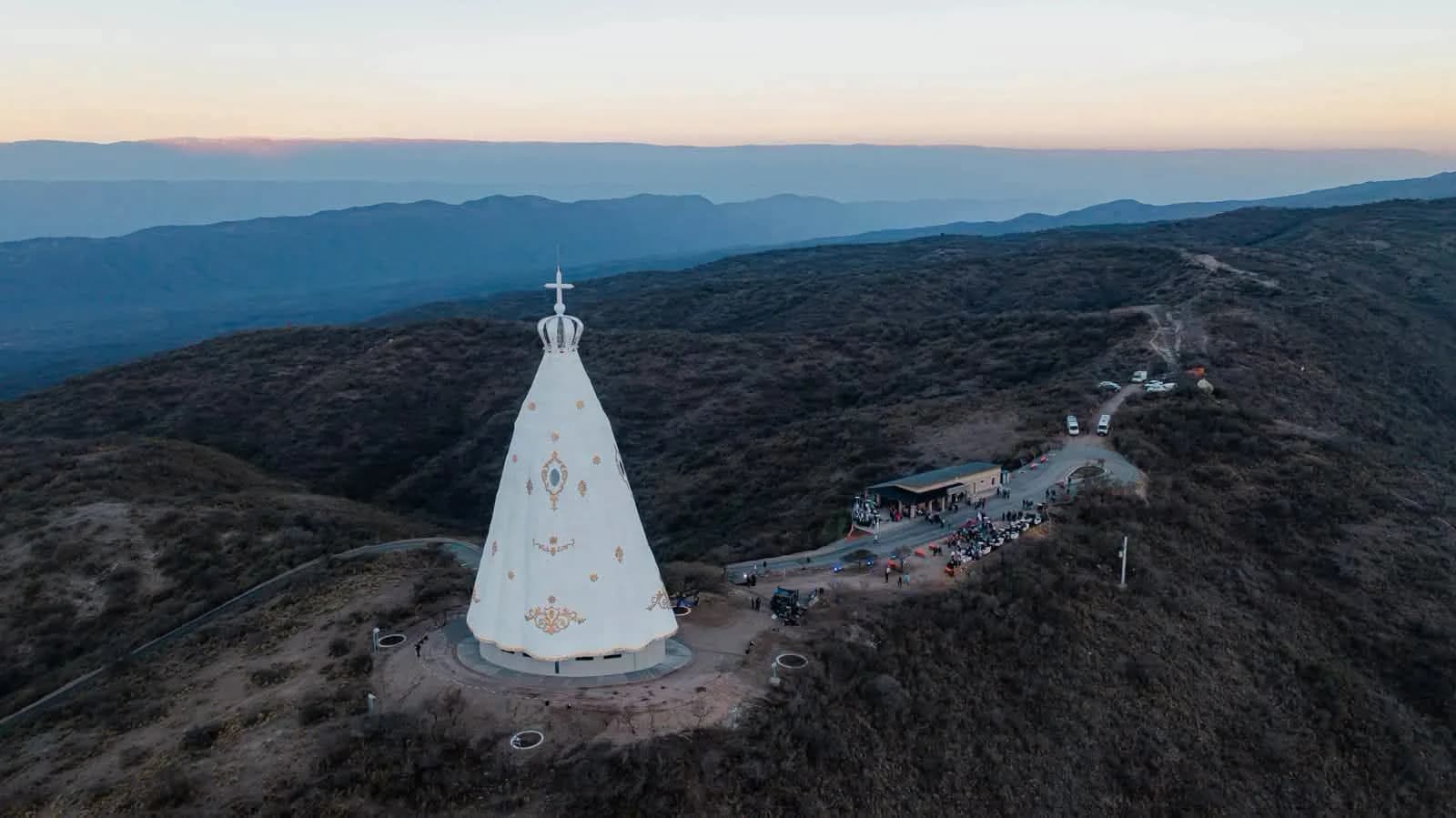 Tragedia en Catamarca: iba a visitar a la Virgen del Valle, se descompensó y murió