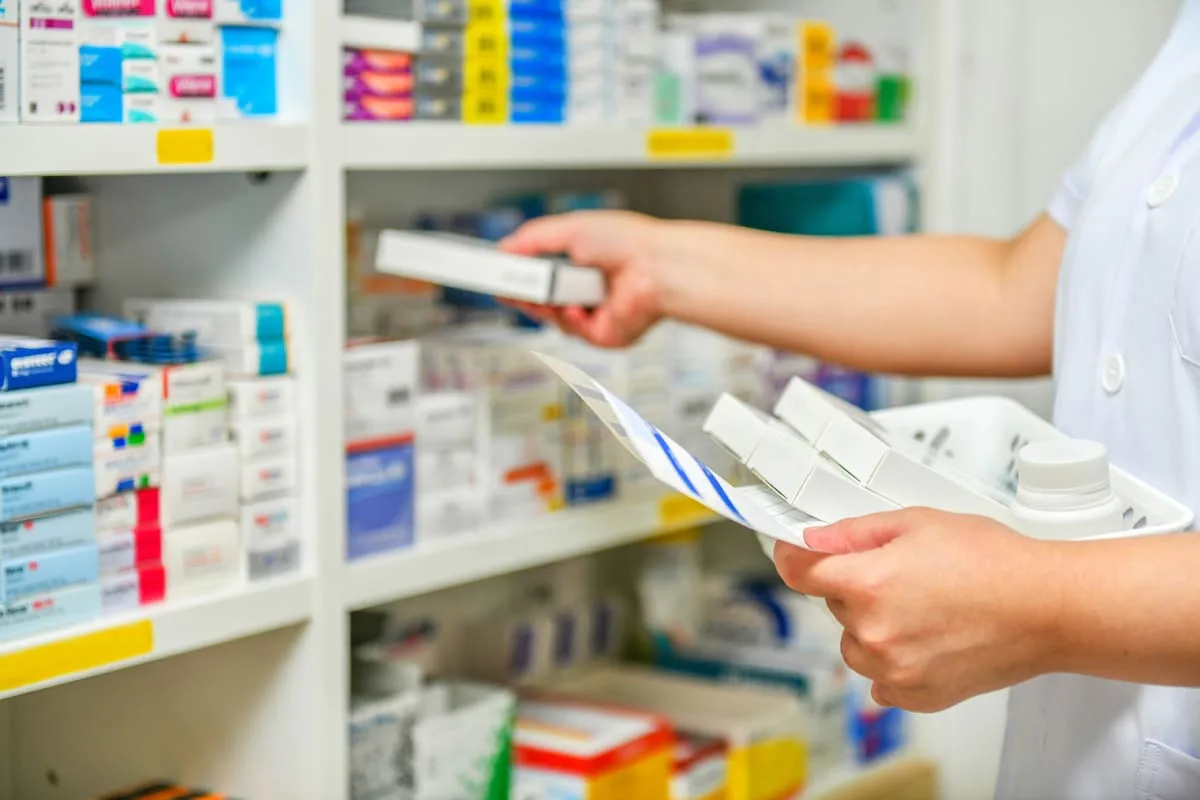 Advierten que obras sociales dejarán de cubrir 10 medicamentos que ahora serán de venta libre