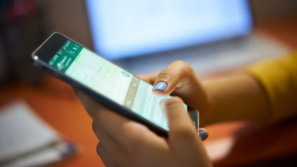 Caída global de WhatsApp: la aplicación presentó fallas masivas en el envío de fotos, stickers y archivos