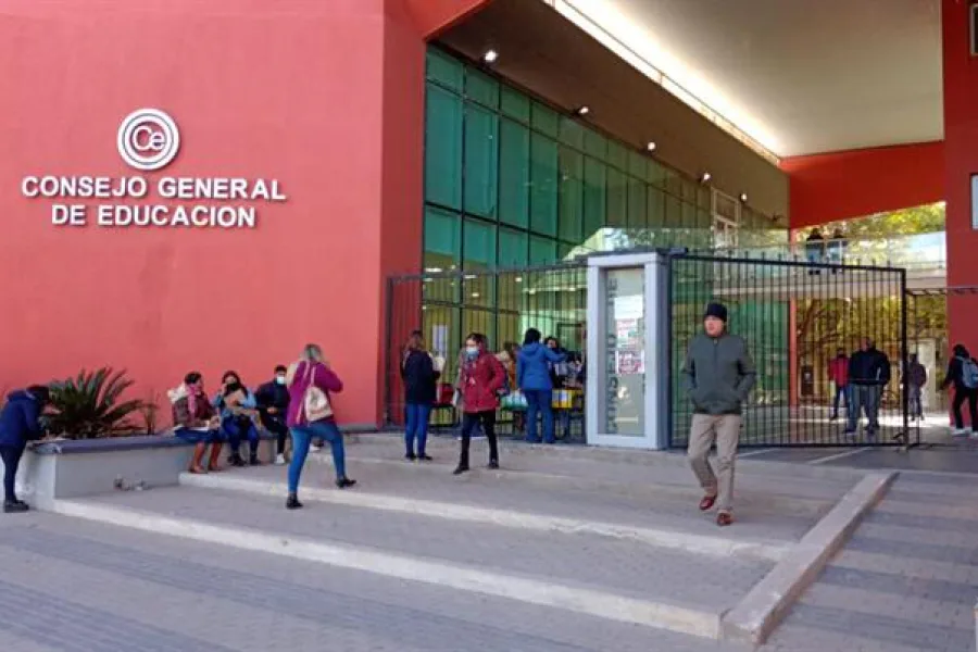 El Consejo General de Educación habilitó el ofrecimiento de cargos docentes para todos los niveles
