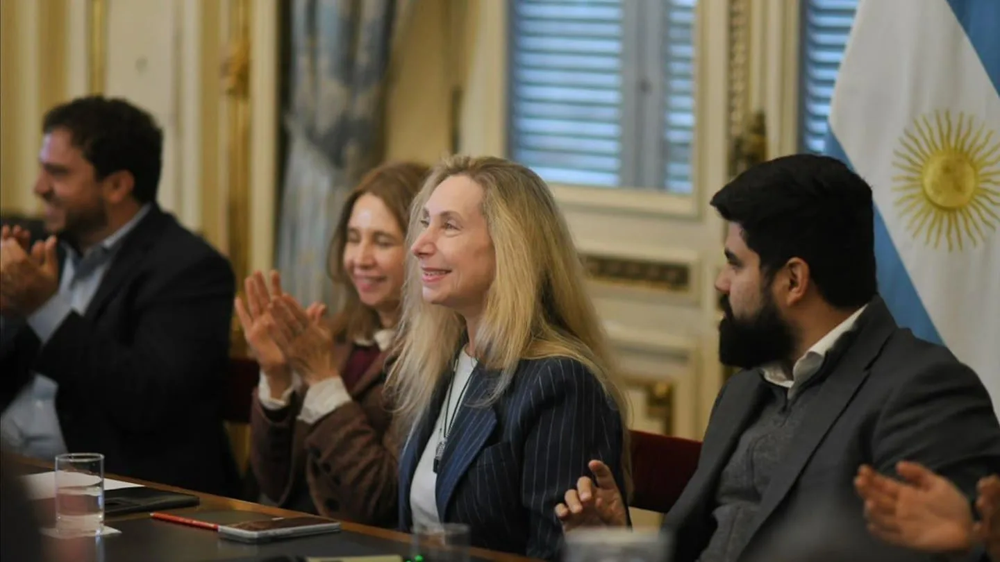 Karina Milei reúne a legisladores bonaerenses de LLA y prepara la estructura partidaria para 2027