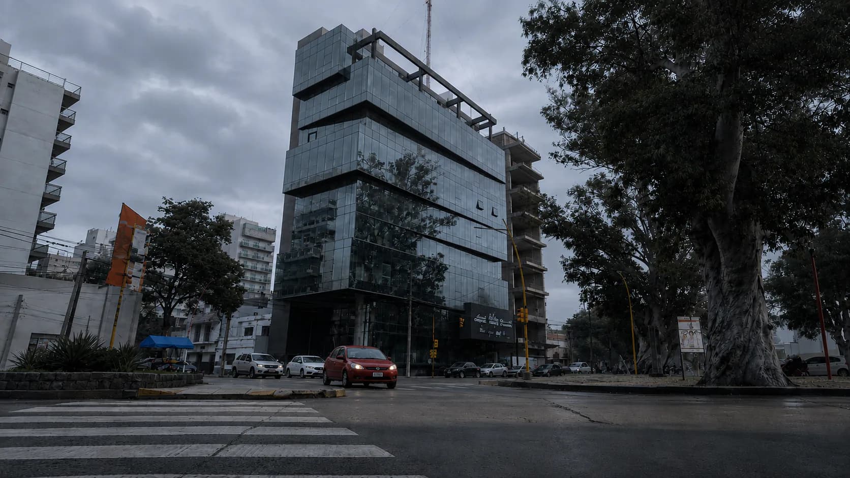 Martes frío y gris en Santiago: arrancó con 4,2° y cielo cubierto