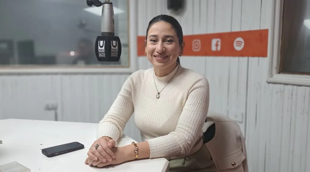 “No se trata de prohibir, sino de acompañar”: capacitarán a familias sobre redes sociales e IA