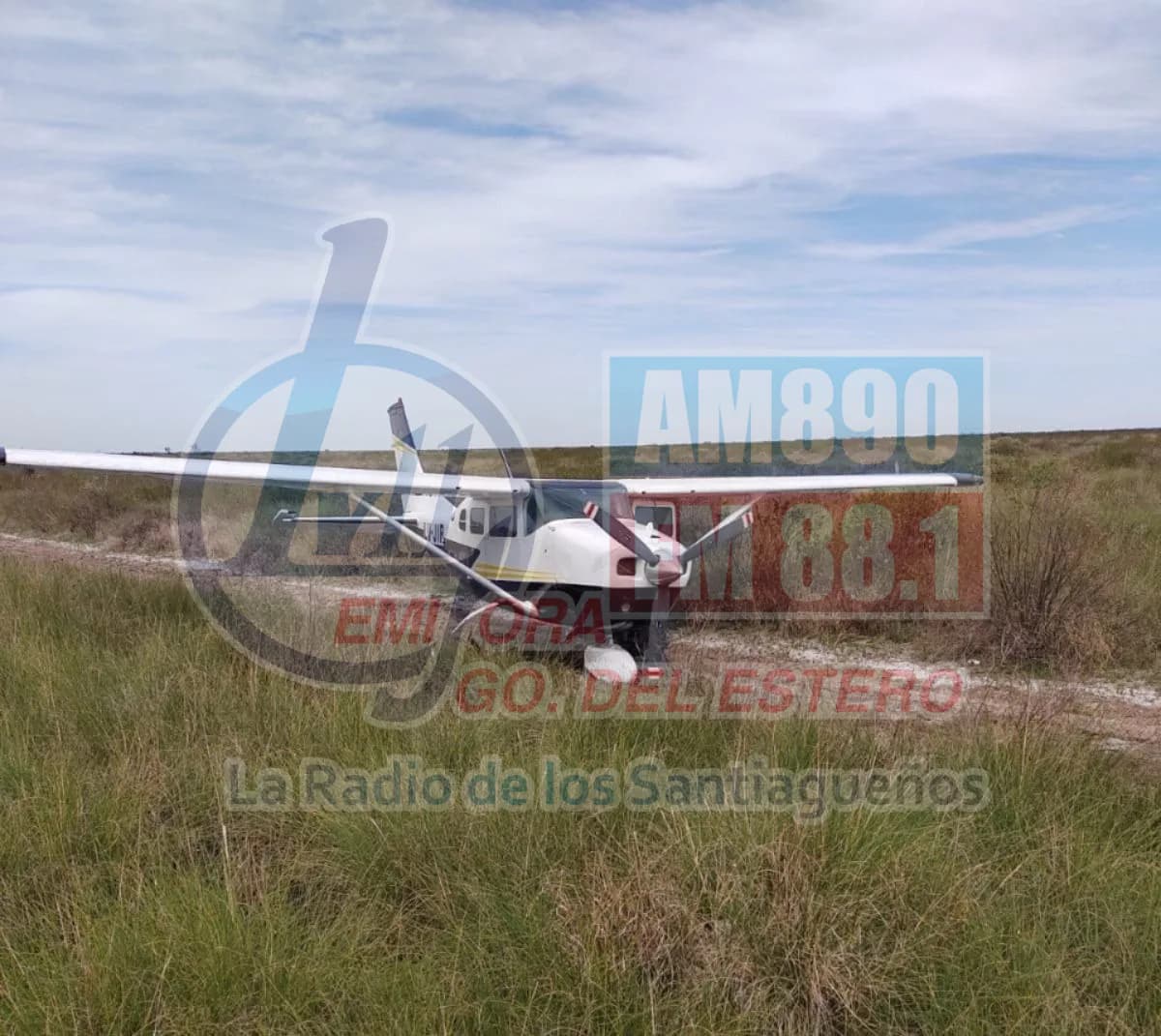 Avioneta narco en Santiago: preparan un complejo operativo para retirarla
