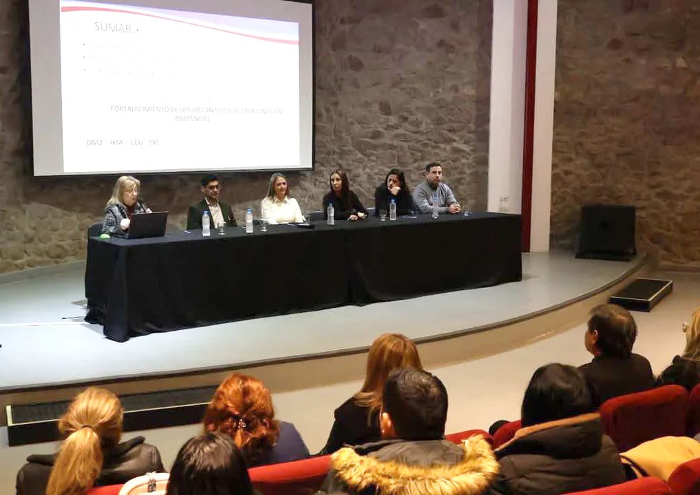 Santiago fortalece la atención de pacientes con enfermedades crónicas